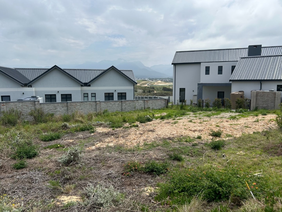 Commercial Property for Sale in Kingswood Golf Estate Western Cape